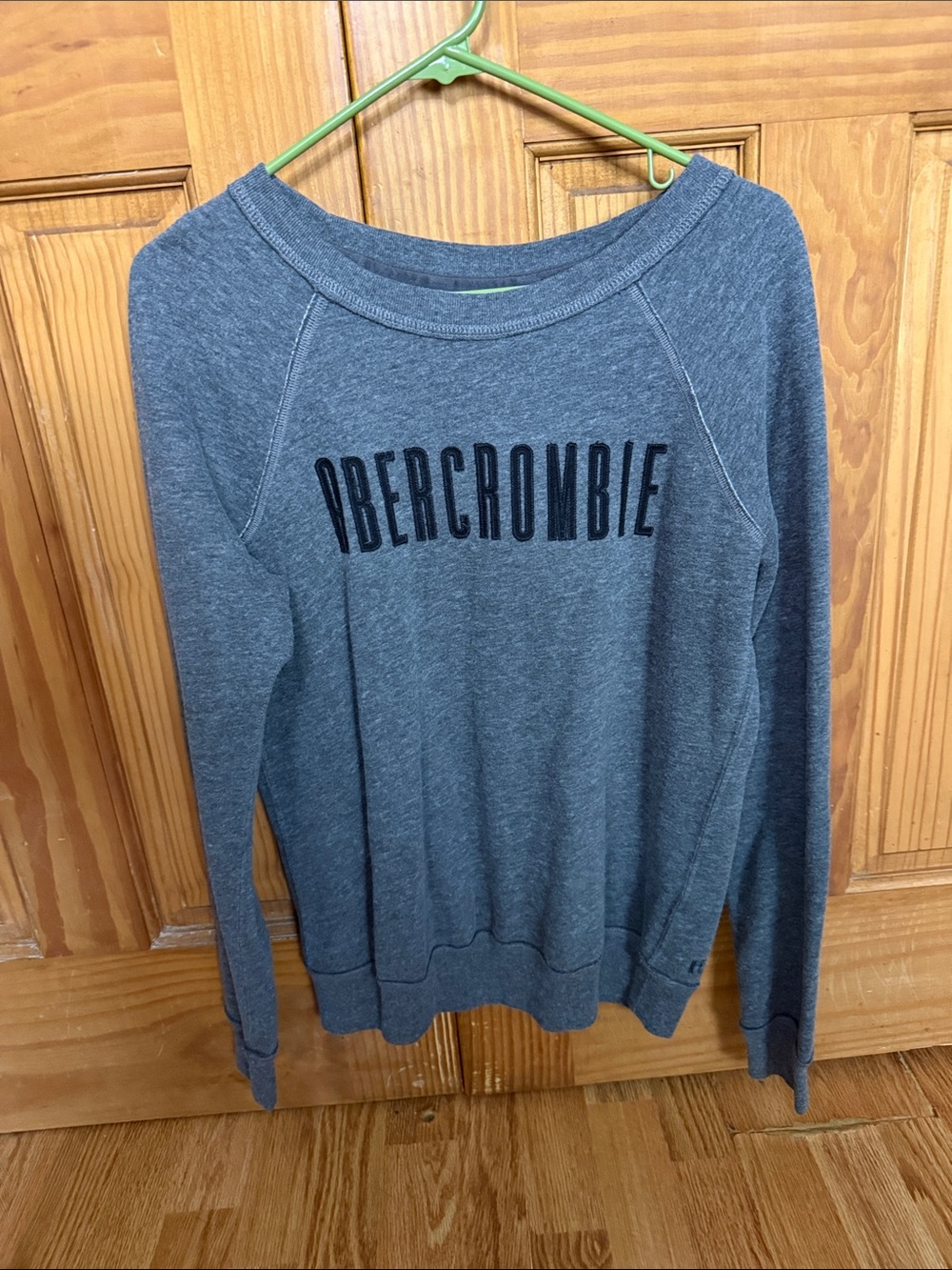 Abercrombie & Fitch Women’s Charcoal Crewneck Sweatshirt with Logo